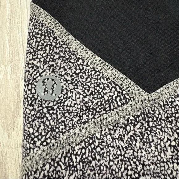 Lululemon Pace Rival Crop size 2 - Picture 10 of 13
